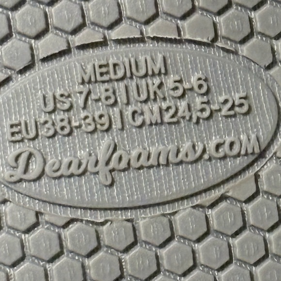 NEW Dluxe by Dearfoams Women's Memory Foam Clog Slippers Size Medium 7/8 - Picture 3 of 4